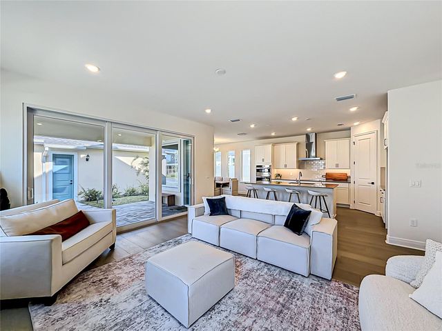 9985 GOBAT ALLEY, Orlando, FL 32827