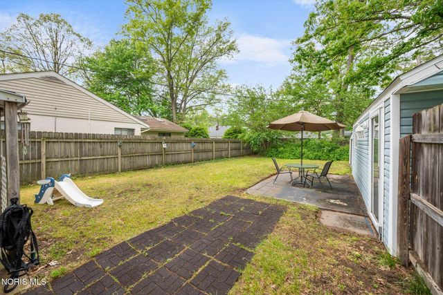 3233 Van Fleet Parkway, Toledo, OH 43615