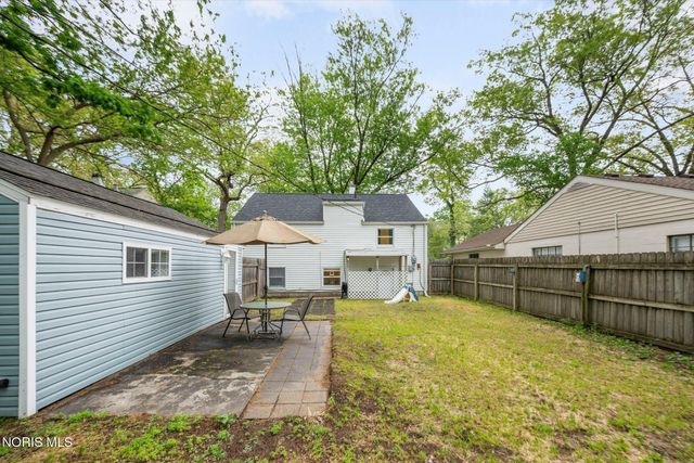 3233 Van Fleet Parkway, Toledo, OH 43615