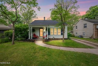 3233 Van Fleet Parkway, Toledo, OH 43615