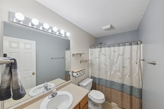 1820 3rd Avenue SE, Altoona, IA 50009