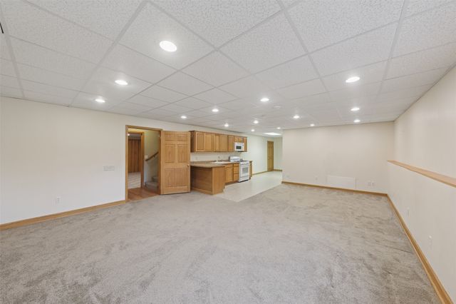 1820 3rd Avenue SE, Altoona, IA 50009