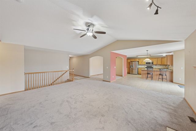 1820 3rd Avenue SE, Altoona, IA 50009