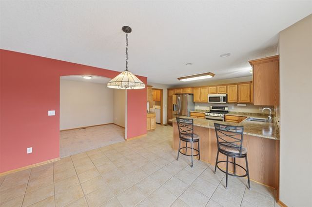 1820 3rd Avenue SE, Altoona, IA 50009