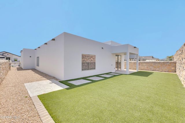 12633 MIDDLESBROUGH Avenue, Horizon City, TX 79928