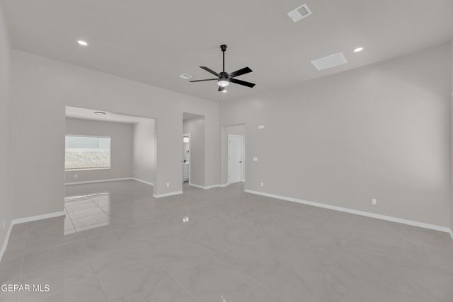 12633 MIDDLESBROUGH Avenue, Horizon City, TX 79928