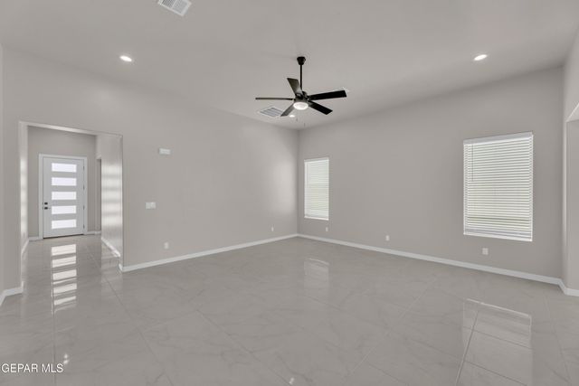 12633 MIDDLESBROUGH Avenue, Horizon City, TX 79928