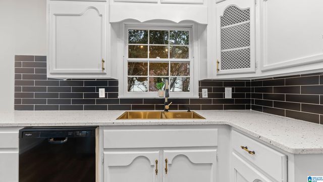 820 SUNDALE DRIVE, Birmingham, AL 35235