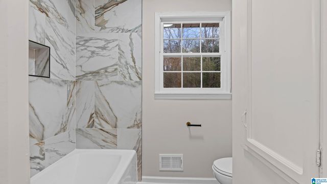 820 SUNDALE DRIVE, Birmingham, AL 35235