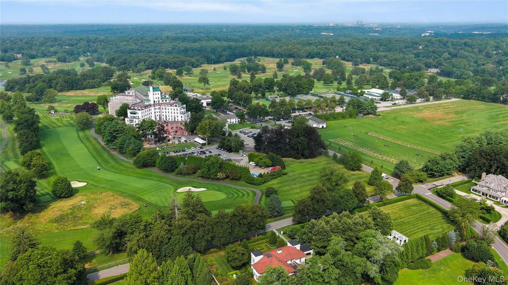 73 Park Drive S, Rye, NY 10580