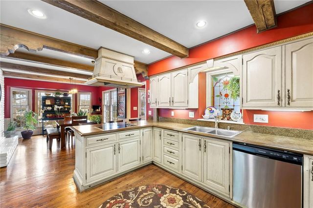 11222 Holly Street, Kansas City, MO 64114