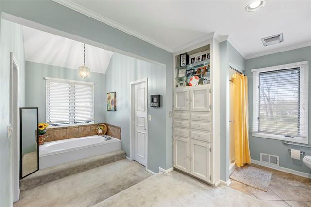 11222 Holly Street, Kansas City, MO 64114