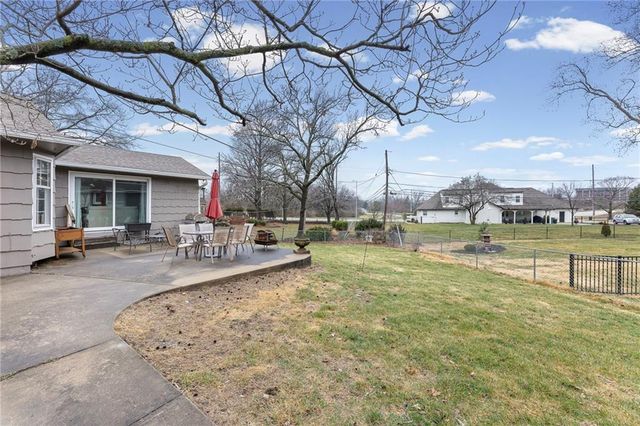 11222 Holly Street, Kansas City, MO 64114