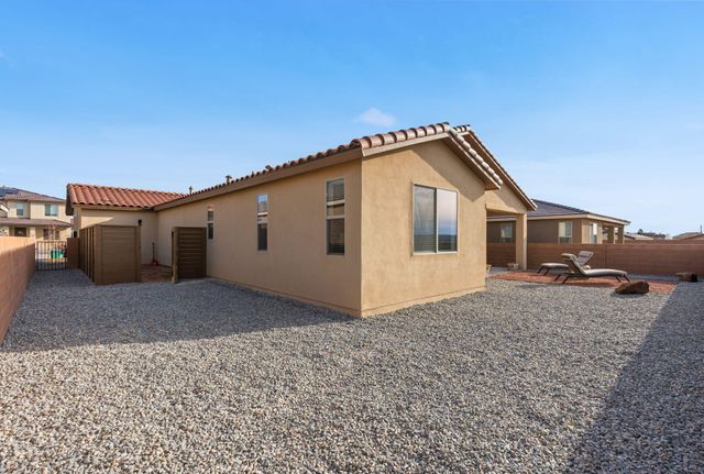 3233 Martuni Street SE, Rio Rancho, NM 87124