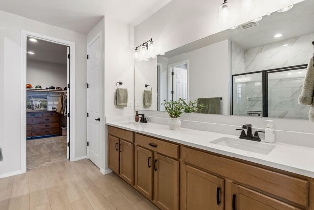 3233 Martuni Street SE, Rio Rancho, NM 87124