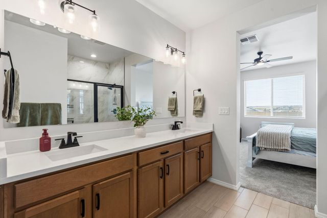 3233 Martuni Street SE, Rio Rancho, NM 87124