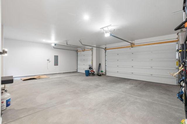 3233 Martuni Street SE, Rio Rancho, NM 87124