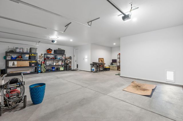 3233 Martuni Street SE, Rio Rancho, NM 87124