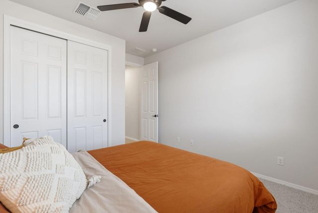 3233 Martuni Street SE, Rio Rancho, NM 87124