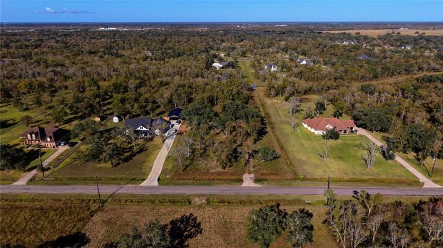 32002 Amberjack Drive, Richwood, TX 77515