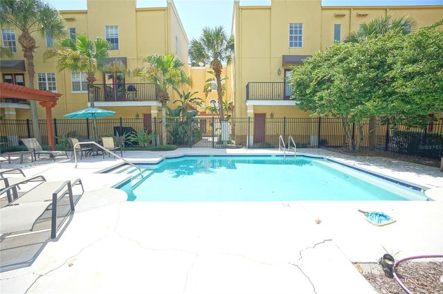 3333 LAS CAMPOS PLACE, Tampa, FL 33611