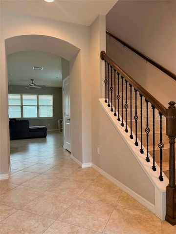 5703 VILLAGE CENTER DRIVE, Lithia, FL 33547