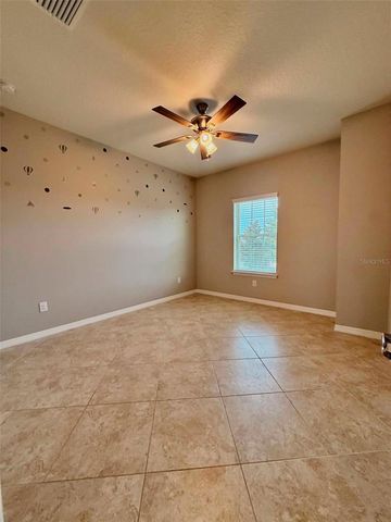 5703 VILLAGE CENTER DRIVE, Lithia, FL 33547