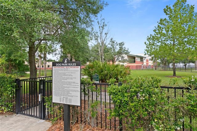 5703 VILLAGE CENTER DRIVE, Lithia, FL 33547