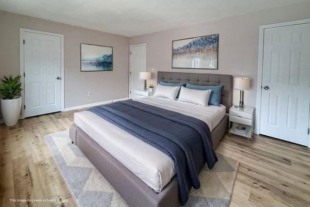 16 Stillwater Drive, Nashua, NH 03062