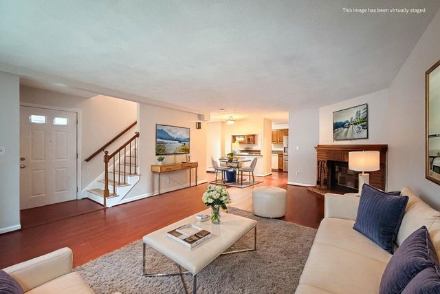 16 Stillwater Drive, Nashua, NH 03062