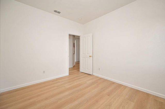 7920 Calzada Ct, Elk Grove, CA 95758