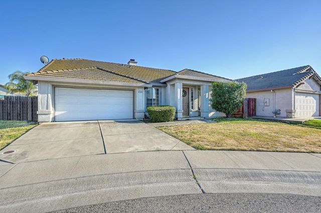 7920 Calzada Ct, Elk Grove, CA 95758