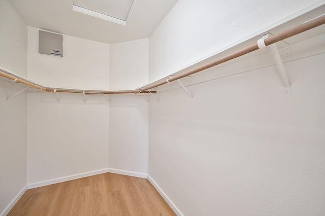 7920 Calzada Ct, Elk Grove, CA 95758