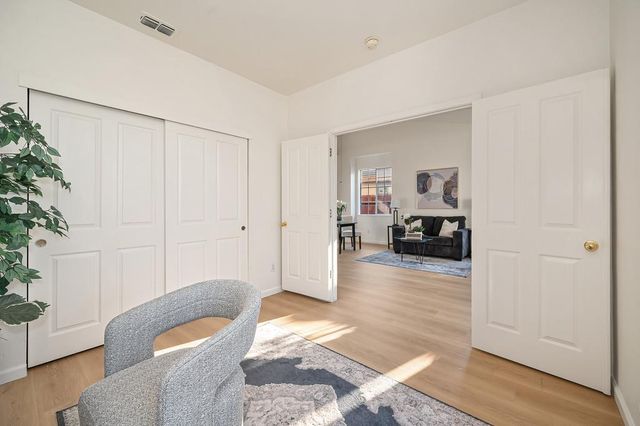 7920 Calzada Ct, Elk Grove, CA 95758