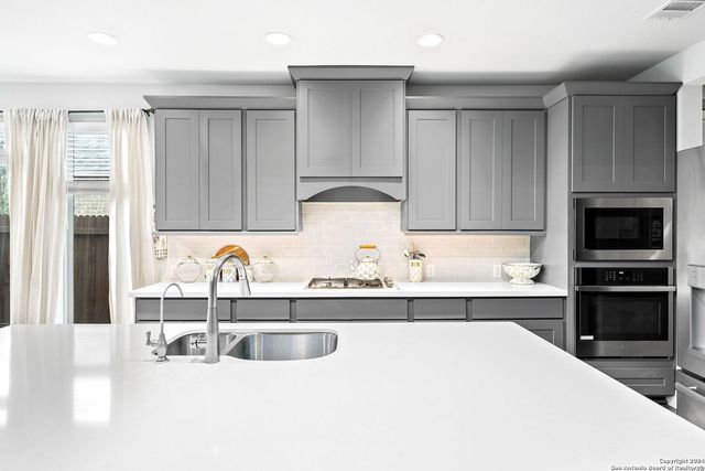 14186 shetland, San Antonio, TX 78254