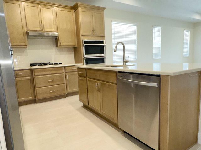 117 VAN GOGH COVE, Bradenton, FL 34212