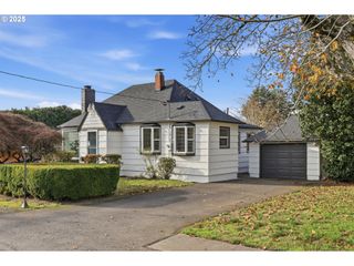 415 Se 94TH Ave, Portland, OR 97216