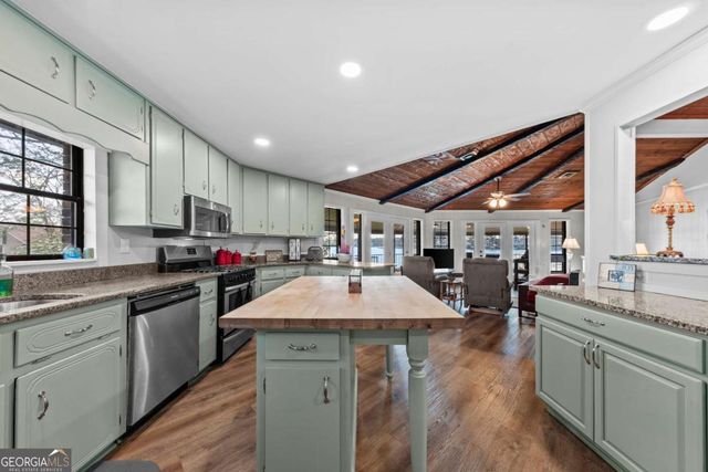 182 Spurgeon Drive SE, Milledgeville, GA 31061