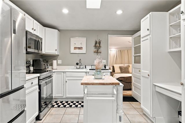 7 White Pine Drive, Cumberland, RI 02864
