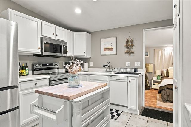 7 White Pine Drive, Cumberland, RI 02864