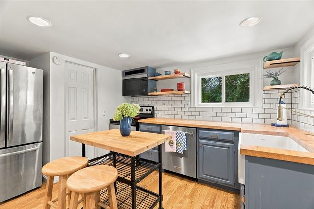 7 White Pine Drive, Cumberland, RI 02864