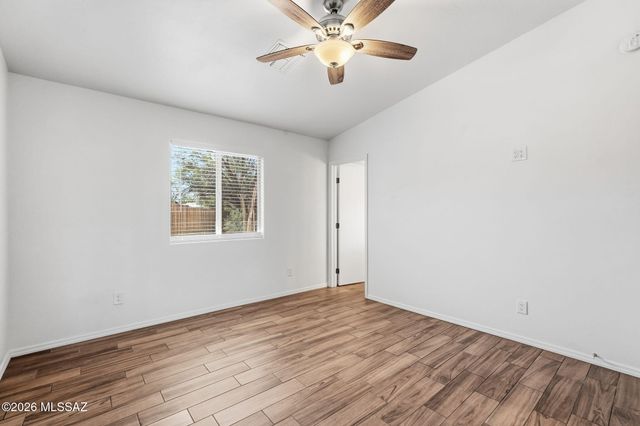 1695 W Calle Guadalajara, Tucson, AZ 85713