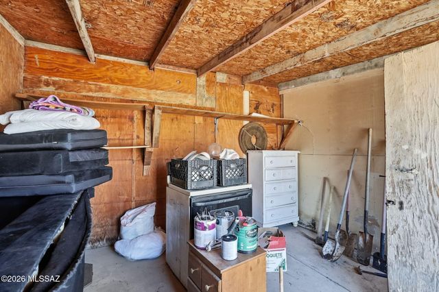 1695 W Calle Guadalajara, Tucson, AZ 85713