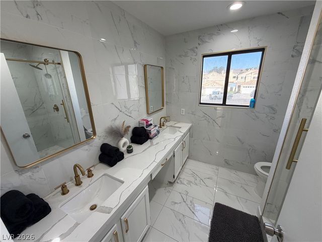 3004 Ocean View Drive, Las Vegas, NV 89117