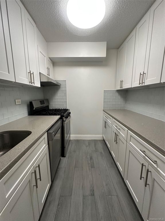 41-40 union Street 2O, Flushing, NY 11355 — photo 4