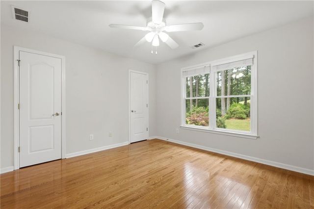 3561 Carriage Glen Way, Dacula, GA 30019