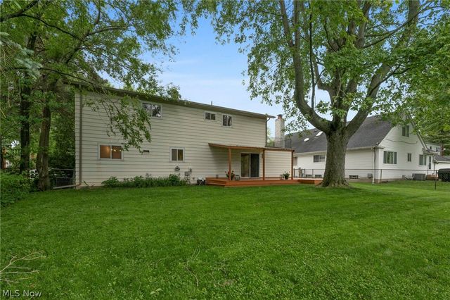 29595 Westminster Drive, North Olmsted, OH 44070