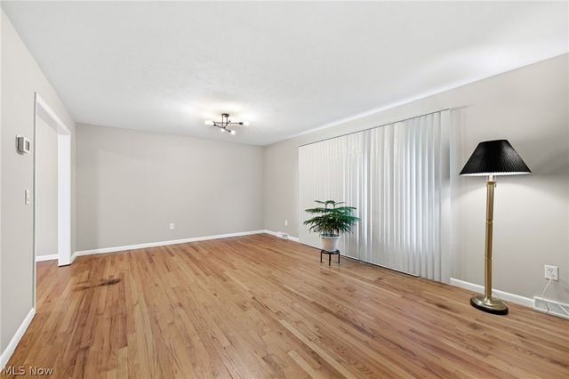 29595 Westminster Drive, North Olmsted, OH 44070
