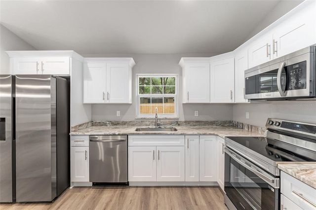 3 PINE COURT LANE, Ocala, FL 34472