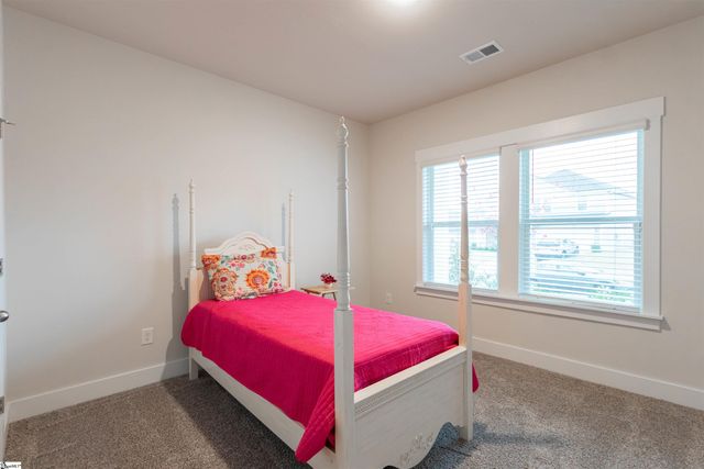 109 Allenby Lane, Simpsonville, SC 29680